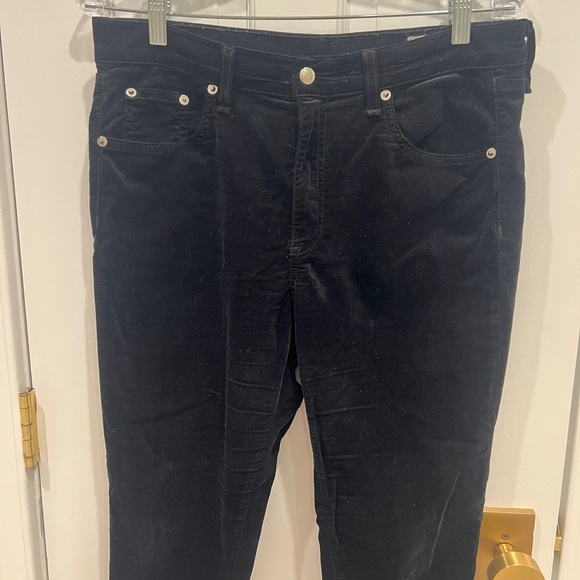 Rag & Bone Black Velvet 10 inch
Capri Skinny Pants Women’s Size 31 - Picture 4 of 12